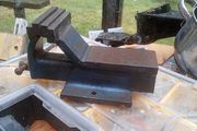 handy size vice