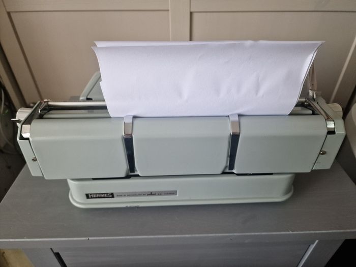 Hermes 3000 Typewriter
