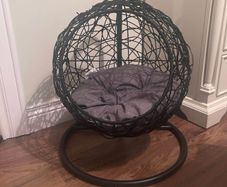 Egg chair for cat/dog