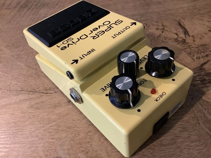 Boss SD-1 Super OverDrive (MIT, Black label, 12V ACA) vintage pedal