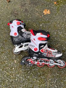 rollerbladers