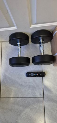 brand new 2x17.5kilo dumbbells