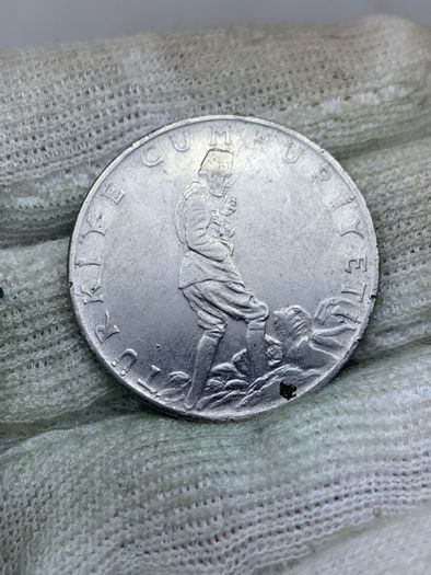 Turkey 1975 2.5 lira