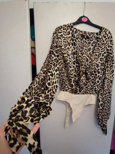 Missguided leopard bodysuit size 8