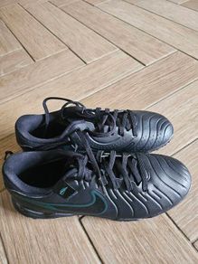 Nike Tiempo Legend 10 Pro TF in a black and deep jungle colorway