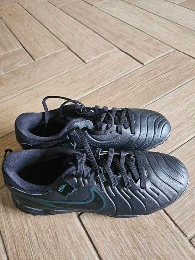 Nike Tiempo Legend 10 Pro TF in a black and deep jungle colorway