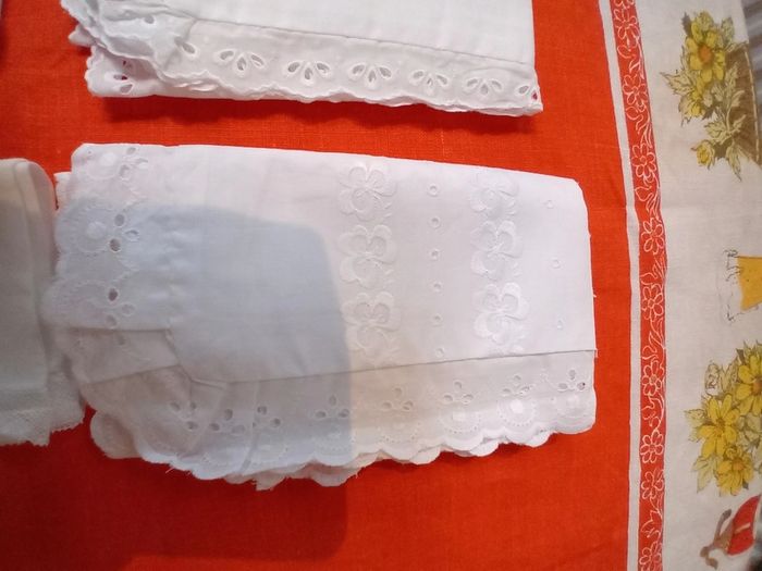 Four cotton cushion covers