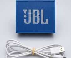JBL GO Compact Wireless Speaker (1st Gen) - Blue