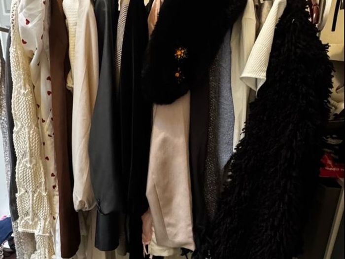 22 Units Women Clothing Bundle Size M