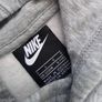New.NIKE boys tracksuit.age 6/7 Image 5