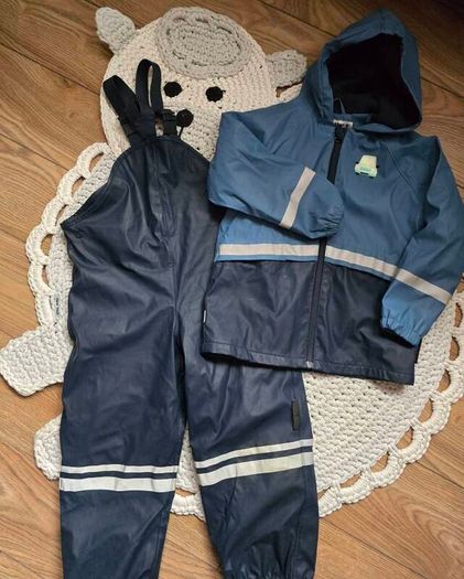 Big bundle boy clothes 5-6 years + shoes and gift
