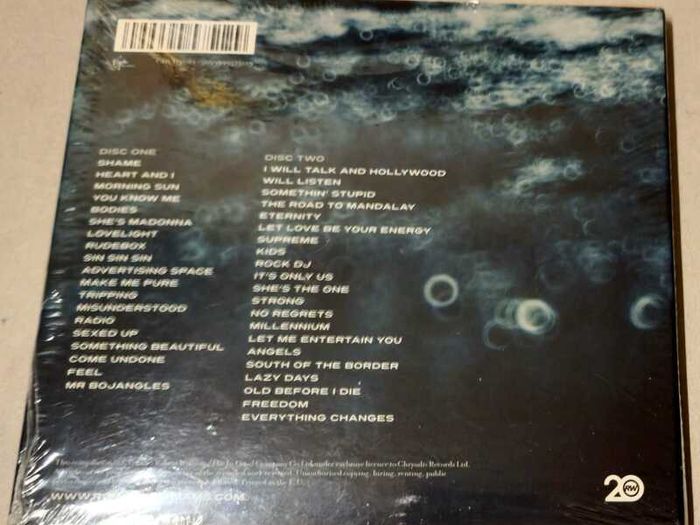 2 CD's Robbie Wiliams - Greatest hits 1990-2010, New, Unopened.