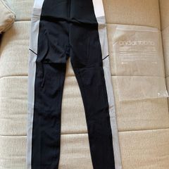 Sweaty betty size XS new with tag