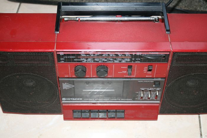 Hitachi TRK-612E