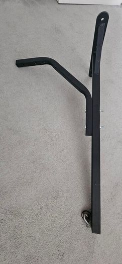 Heavy punching bag mount