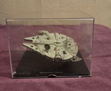 Star Wars "Millennium Falcon" Model