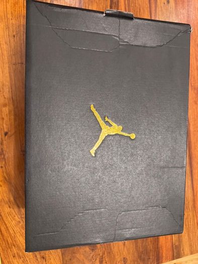 Nike Air Jordan 1 Mid Alternate Bred - DQ8426 060 - Size 11 - Black - Fire Red-White