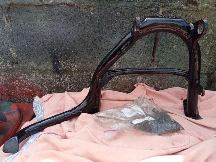 Stop & Tail, other parts