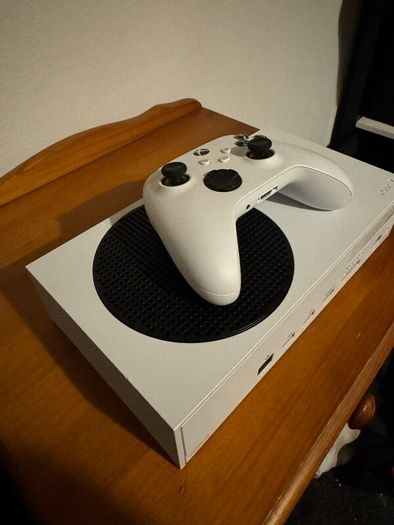 Xbox series s + controller