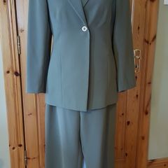 Size 8 John Bentley Suit