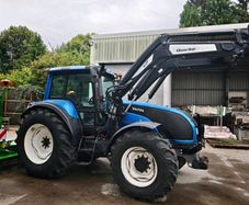 Valtra T150
