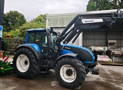 Valtra T150
