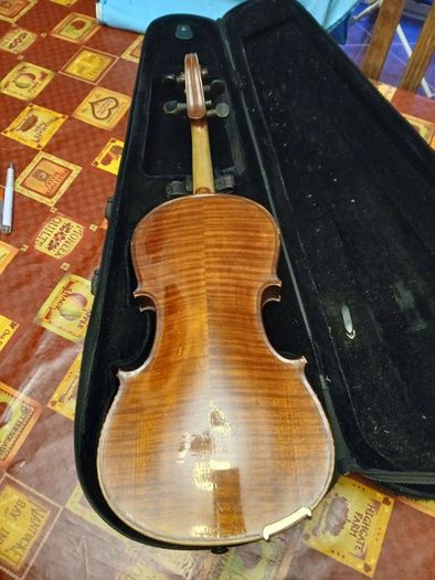 Antique Fiddle/violin