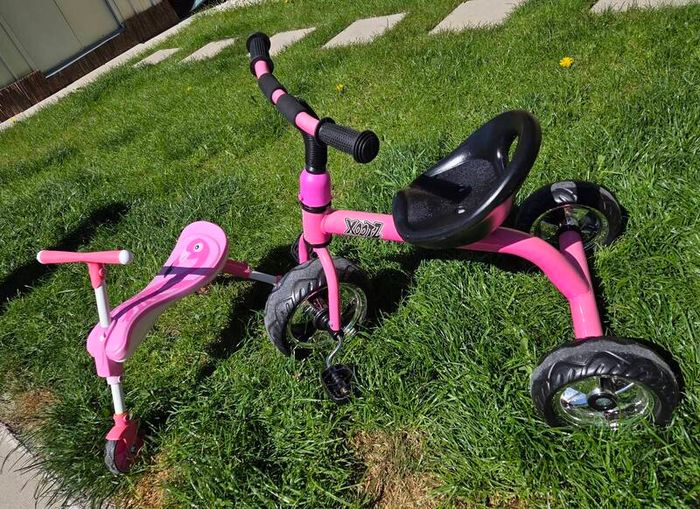 Girl bikes