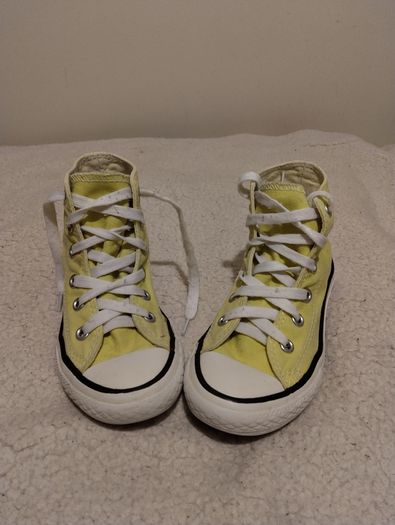 Converse All Stars Hi Tops Trainers
