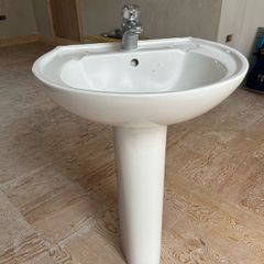 Sink with pedestal