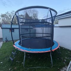 Trampoline