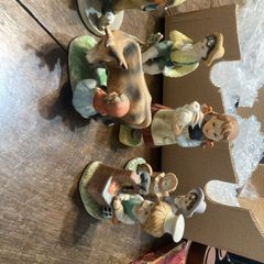 figurine lot