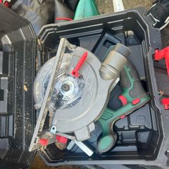 cordless saw
