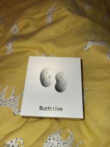 Samsung Galaxy earbuds