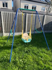 Baby swing
