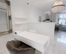 Nail station for rent in Malahide