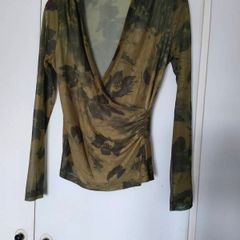 beautiful top