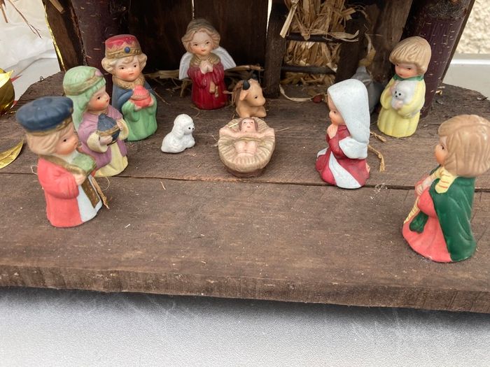 Vintage Christmas Crib
