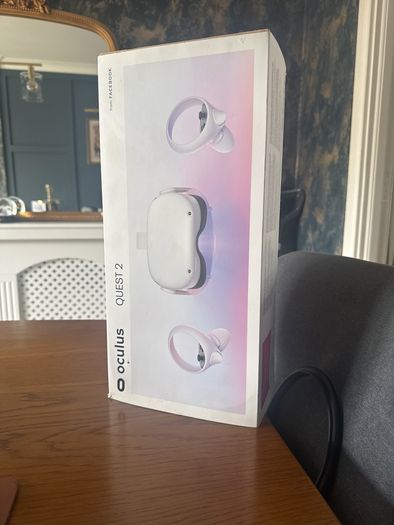 Oculus Quest 2 64GB VR Headset Boxed With 2 Controllers
