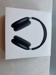 Sealed Apple AirPods Max 2 (Midnight) Brand New + Receipt