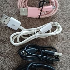 5 x Lightning cables