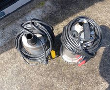 stainless submersible pump..brand new..not needed as job went with diffrent idea
