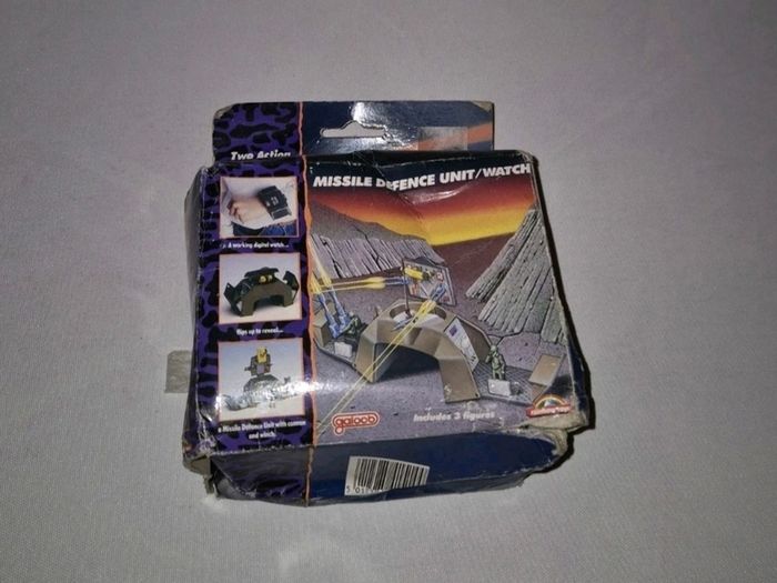 1988 S.a.s. Secret Army Supplies Missile Defence Unit Watch Rare Box Damage