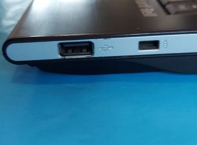 Packard Bell Easynote ALP-Horus G 12.1 Intel Pentiom Dual-Core CPU T2390 1.8GHz 4GB Ram 120GB WiFi WebCam Windows Vista Laptop
