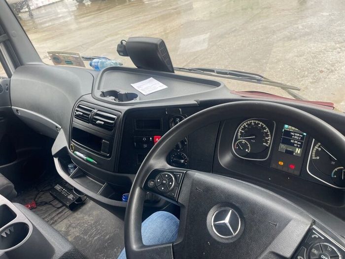 TAIL LIFT Mercedes-Benz Atego 2021
