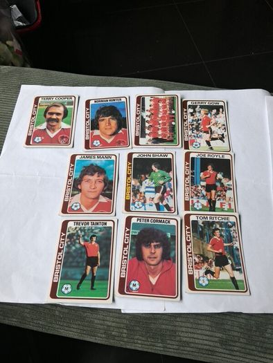 Topps Football Cards