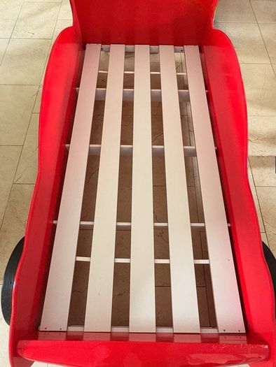 Night Speeder red lacquered car bed