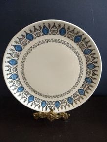 Retro MCM Cake Display Plate by Biltons in a Teardrop Style Pattern with Handpainted Elements