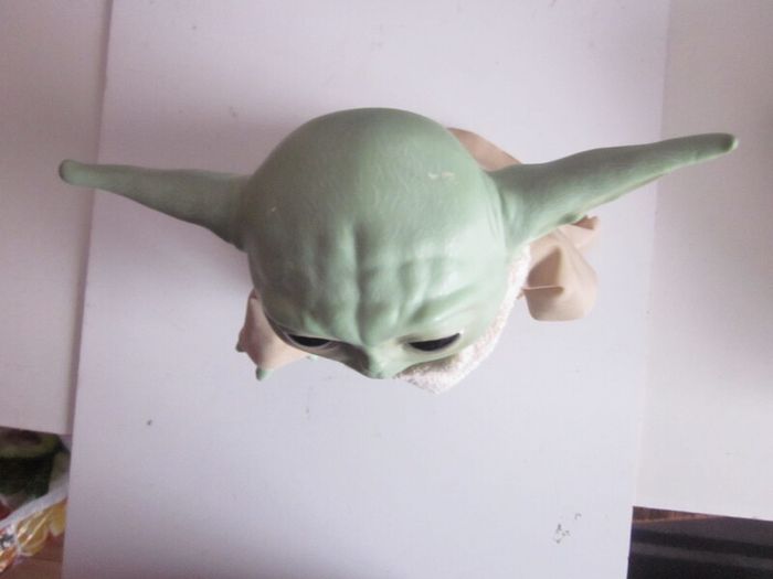 Hasbro 7.5inch  Star Wars The Child Baby Yoda Talking Plush Toy
