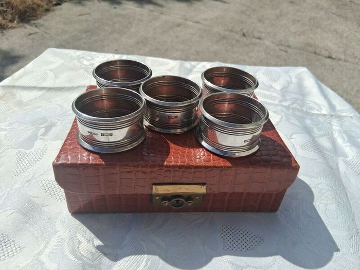 5 X Sterling Silver Napkin Rings With Vintage Leather Case